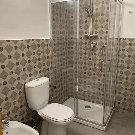 Woodenloft16 Апартаменти